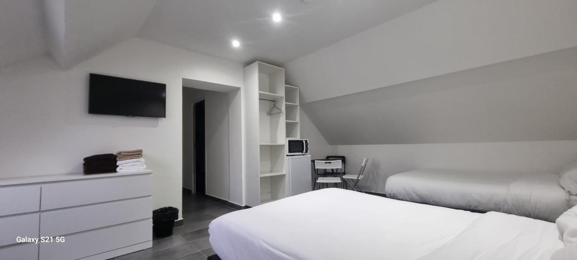Guignes-Rabutin Hotel Sainte-Barbe מראה חיצוני תמונה