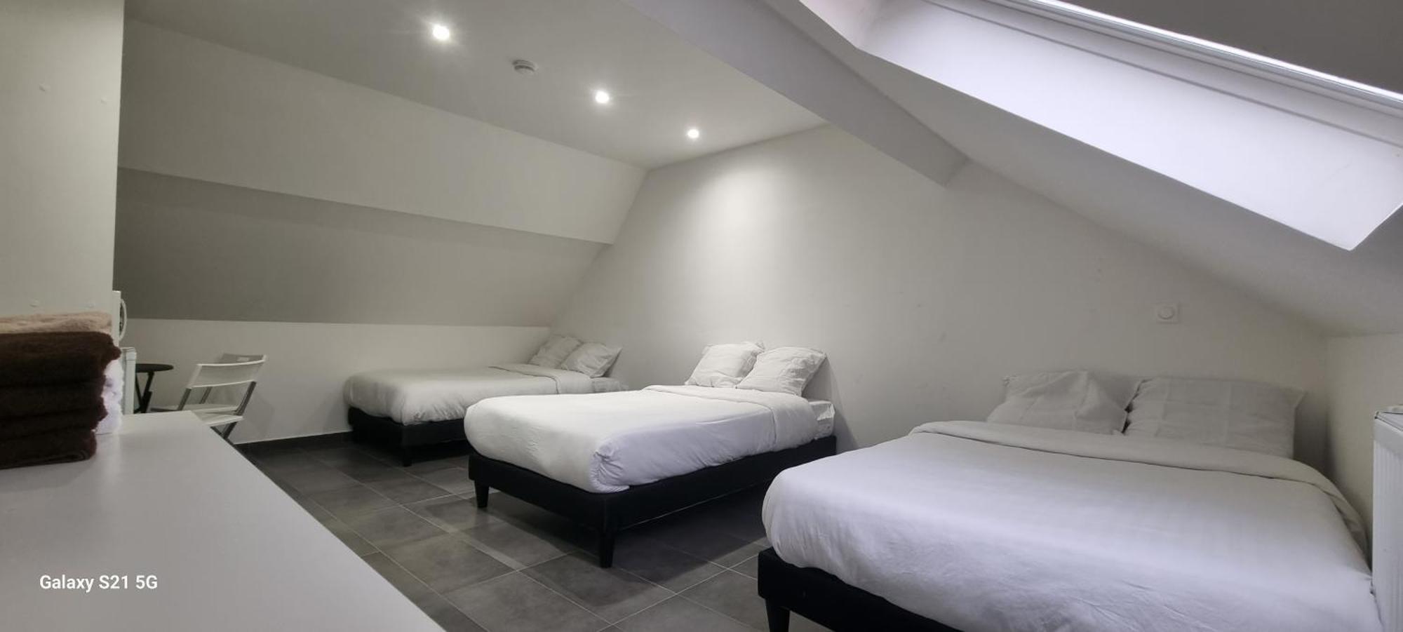 Guignes-Rabutin Hotel Sainte-Barbe מראה חיצוני תמונה